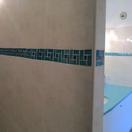 Roi Soleil Apartment *